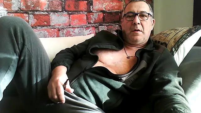 Soloyan online show from 02.04.26