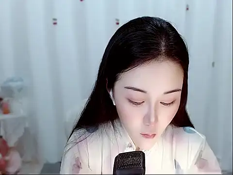 Snapshot of Amy-cnbaby chatting on 05.15.26 Amy-cnbaby online show from 05.15.26
