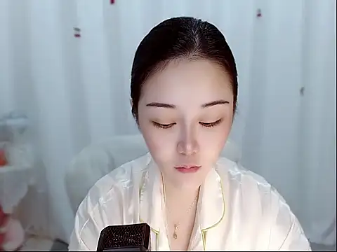 Snapshot of Amy-cnbaby chatting on 05.18.26 Amy-cnbaby online show from 05.18.26