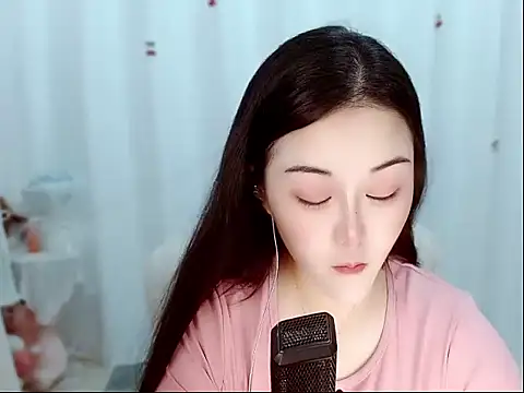Snapshot of Amy-cnbaby chatting on 05.27.26 Amy-cnbaby online show from 05.27.26