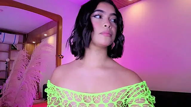 Snapshot of Chloe_monroee chatting on 05.18.26 Chloe monroee online show from 05.18.26