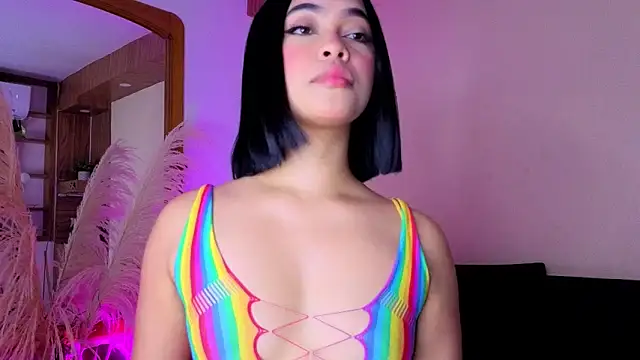 Snapshot of Chloe_monroee chatting on 05.21.26 Chloe monroee online show from 05.21.26