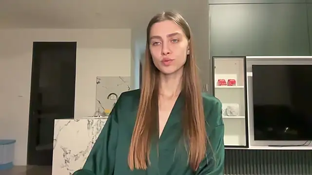 Snapshot of ScarlettBlank chatting on 05.19.26 ScarlettBlank online show from 05.19.26