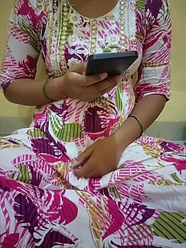Snapshot of Seema_yadav01 chatting on 05.07.26 Seema yadav01 online show from 05.07.26