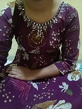Snapshot of Seema_yadav01 chatting on 05.22.26 Seema yadav01 online show from 05.22.26