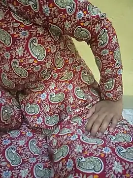 Snapshot of Seema_yadav01 chatting on 05.24.26 Seema yadav01 online show from 05.24.26