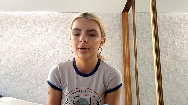 Britney Calverhends online show from 05.08.26