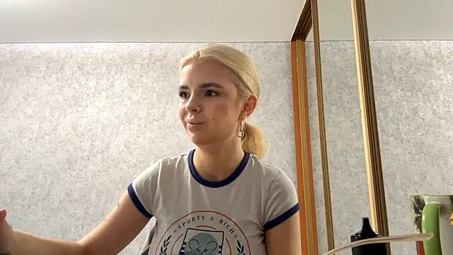 Britney Calverhends online show from 05.15.26