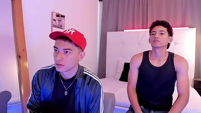 Snapshot of Alejo-and-Thiago chatting on 05.03.26 Alejo-and-Thiago online show from 05.03.26