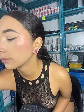 Snapshot of Naty_naked chatting on 05.17.26 Naty naked online show from 05.17.26