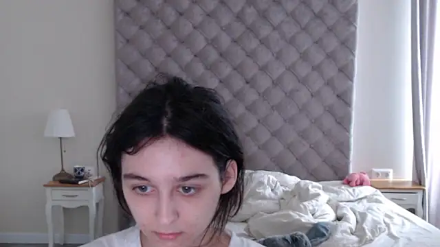 cute lilia online show from 05.27.26