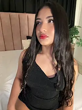 Snapshot of SabrinaX_X chatting on 06.12.26 SabrinaX X online show from 06.12.26