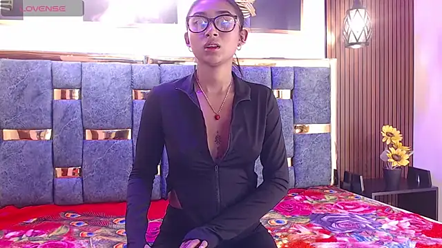 Mia konor06 online show from 05.28.26