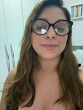 Snapshot of Mariiii_morena chatting on 06.29.26 Mariiii morena online show from 06.29.26