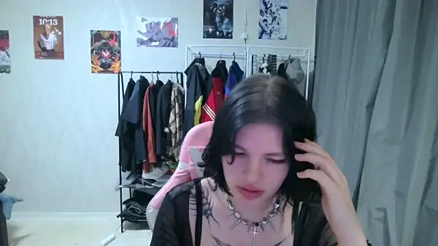 Snapshot of VeIvetLure chatting on 05.25.26 VeIvetLure online show from 05.25.26
