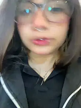 Amara Kazumi online show from 05.30.26