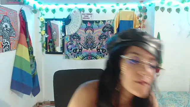 Snapshot of bastethott chatting on 05.06.26 bastethott online show from 05.06.26
