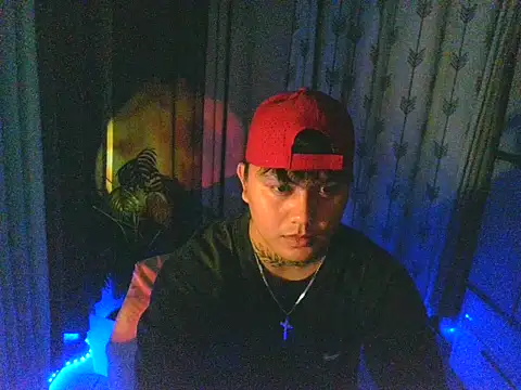Snapshot of Ashtonfuckingboi chatting on 05.13.26 Ashtonfuckingboi online show from 05.13.26