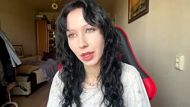 DavidaStorino online show from 05.18.26
