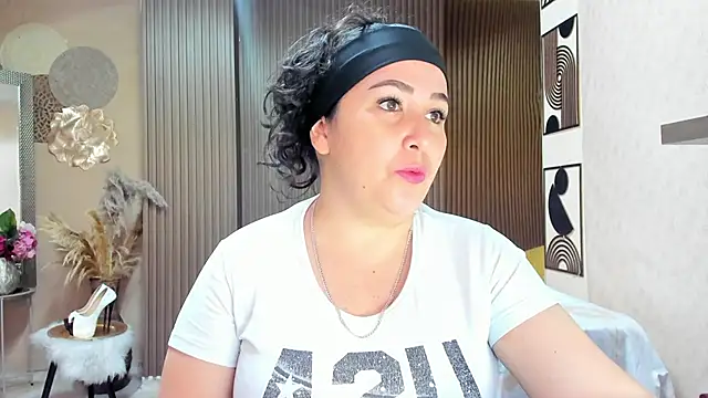 BBWLuxuryMuse online show from 05.26.26