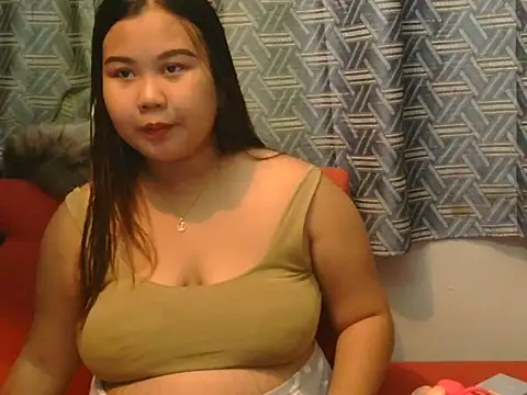 Snapshot of hotchickgirl chatting on 06.06.26 hotchickgirl online show from 06.06.26