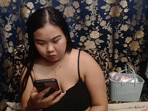 Snapshot of hotchickgirl chatting on 07.13.26 hotchickgirl online show from 07.13.26