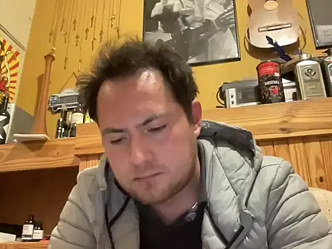 Snapshot of alecsgzz chatting on 05.23.26 alecsgzz online show from 05.23.26