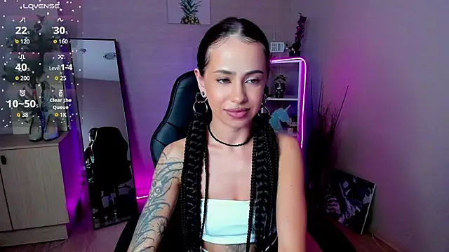 Monica brilliant online show from 05.06.26