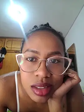 kimreigns online show from 05.17.26