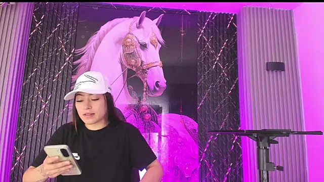 Girls and surprises online show from 05.15.26