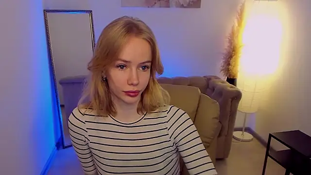 Poly Sweet online show from 05.30.26