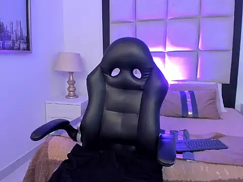 SussyFoxxx online show from 05.10.26