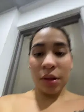 SussyFoxxx online show from 05.17.26