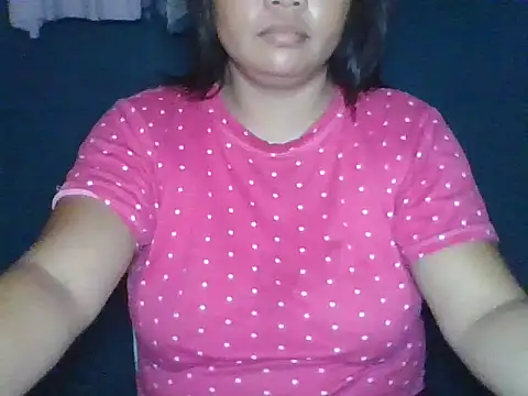 Snapshot of MommyKaye30 chatting on 07.01.26 MommyKaye30 online show from 07.01.26