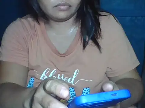 Snapshot of MommyKaye30 chatting on 07.12.26 MommyKaye30 online show from 07.12.26