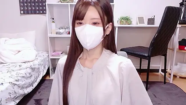 Snapshot of hina_mochi chatting on 05.14.26 hina mochi online show from 05.14.26