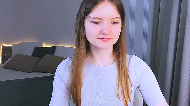 Snapshot of LookEva chatting on 05.26.26 LookEva online show from 05.26.26