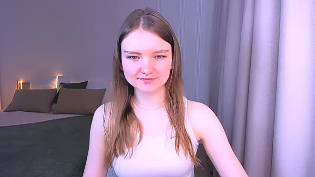 Snapshot of LookEva chatting on 05.30.26 LookEva online show from 05.30.26