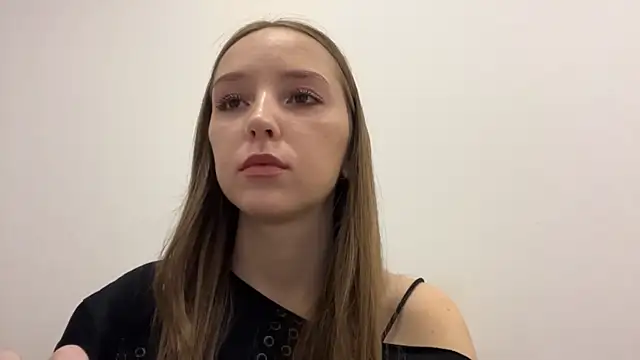QueenBalensiefen online show from 05.10.26