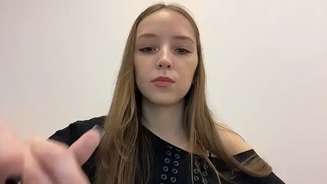 QueenBalensiefen online show from 05.16.26