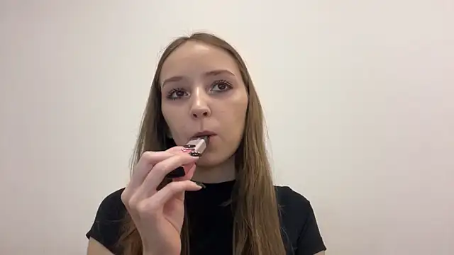 QueenBalensiefen online show from 05.23.26