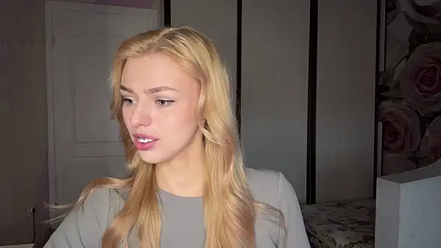 ScarlettRosy online show from 05.13.26