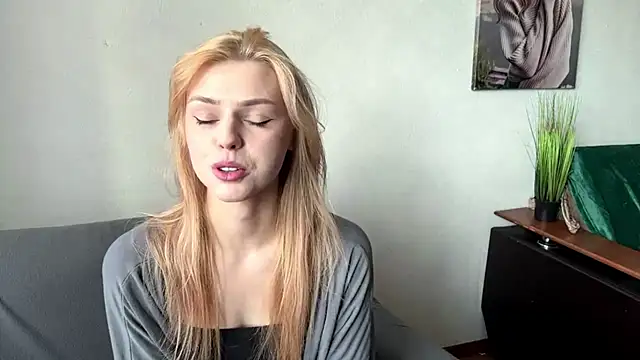 ScarlettRosy online show from 05.28.26