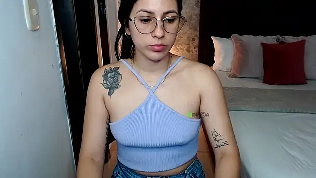 isa cruzx online show from 07.11.26