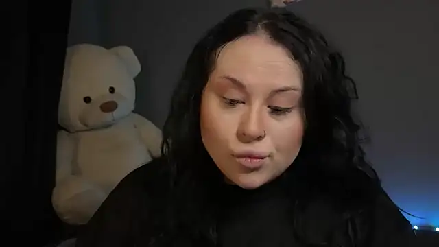Snapshot of Sofi__Si chatting on 05.06.26 Sofi Si online show from 05.06.26