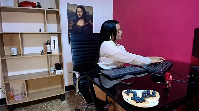 kristibennet online show from 05.17.26