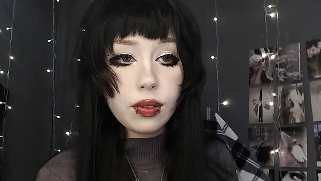 lucy8bit online show from 05.29.26