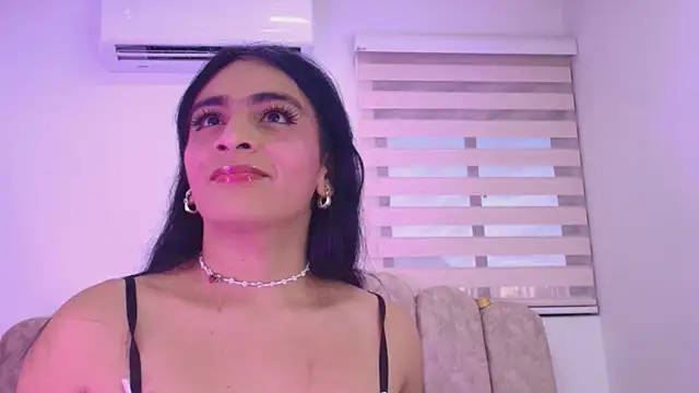 Malaia thompson  online show from 05.22.26