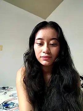 Snapshot of L0lita_Emi12 chatting on 06.13.26 L0lita Emi12 online show from 06.13.26