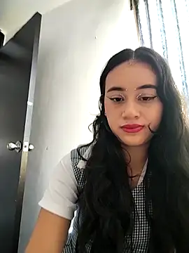 Snapshot of L0lita_Emi12 chatting on 06.20.26 L0lita Emi12 online show from 06.20.26